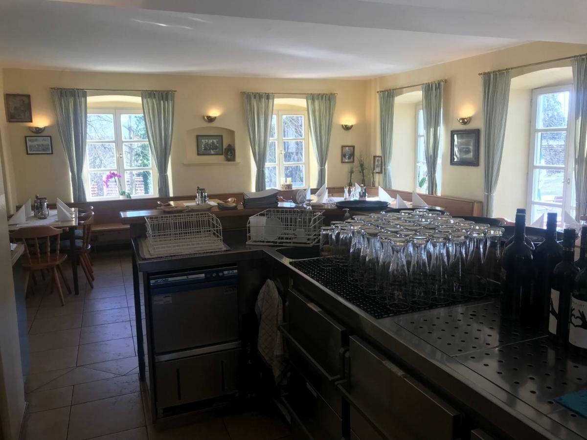 Il Castello Hotel Haiming Kültér fotó